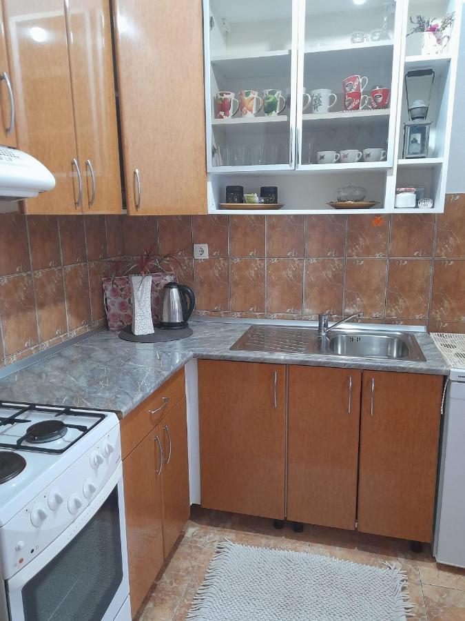 Apartmani "Rebecca" Neum Exteriör bild