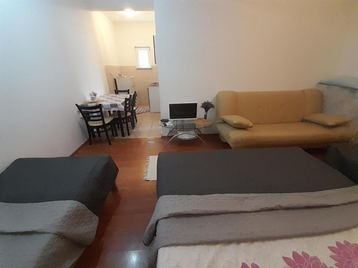 Apartmani "Rebecca" Neum Rum bild