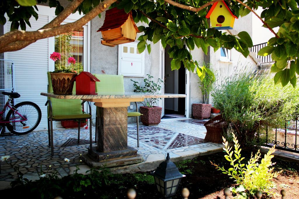 Apartmani "Rebecca" Neum Exteriör bild